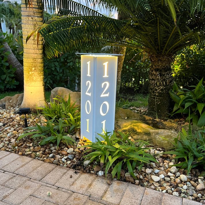 RadiantLight 27″ tall Address Marker Landscape Light – Garden Light Product Image